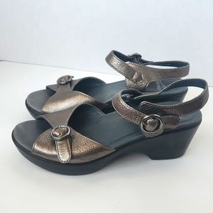 Sale 🔥 Dansko Women's Tricia Metallic Bronze Leather Sandal Size 38